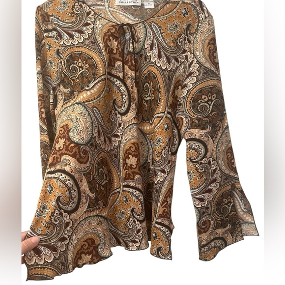 Vintage | Paisley Print | Long Bell Sleeves | Fancy | Old Money | Womens Blouse - Picture 3 of 7